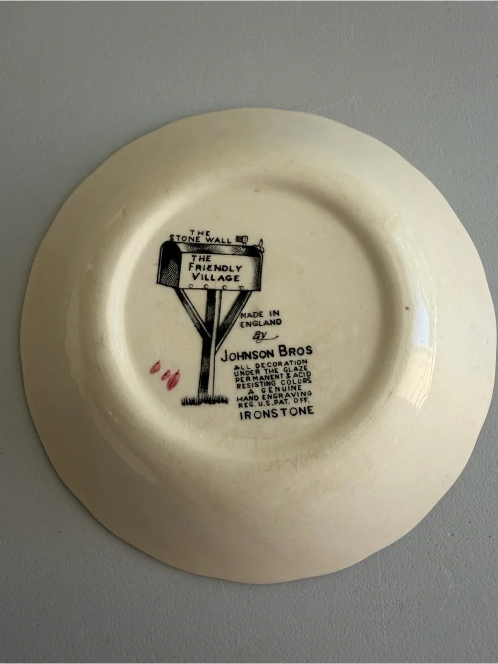 Johnson Brothers Friendly Village The Stone Wall Pattern Set Of 3 Fruit Bowls